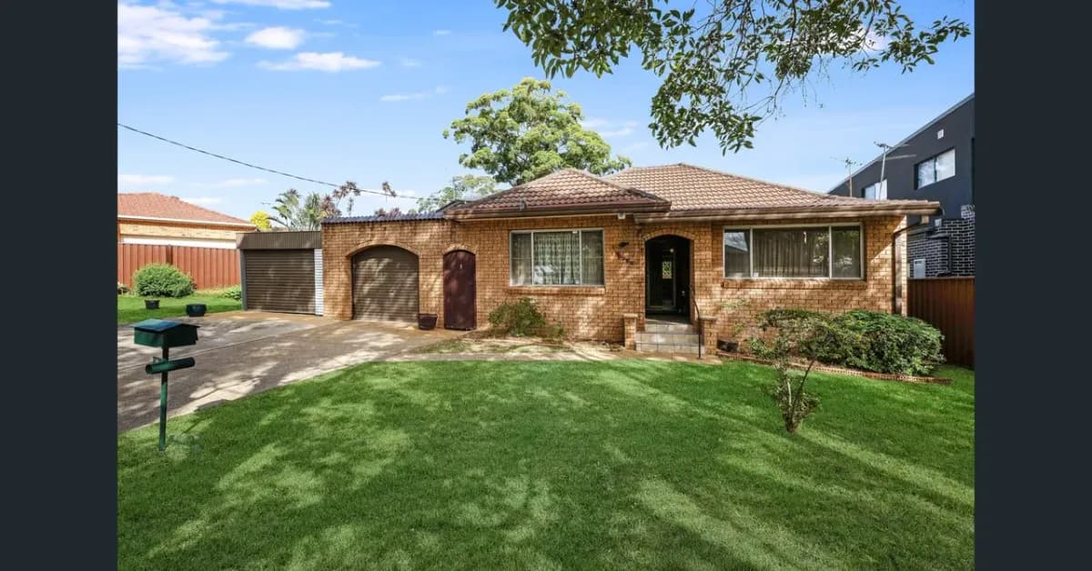 Classic Punchbowl Family Home with Two Backyard Chickens - Photo 2