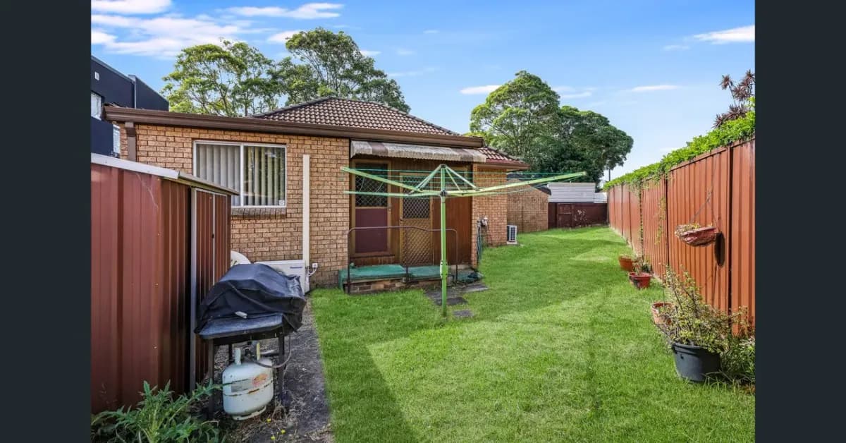 Classic Punchbowl Family Home with Two Backyard Chickens - Photo 3
