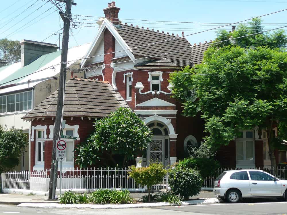 Marrickville Home With a Blue Heeler and Two Lorikeets - Photo 1