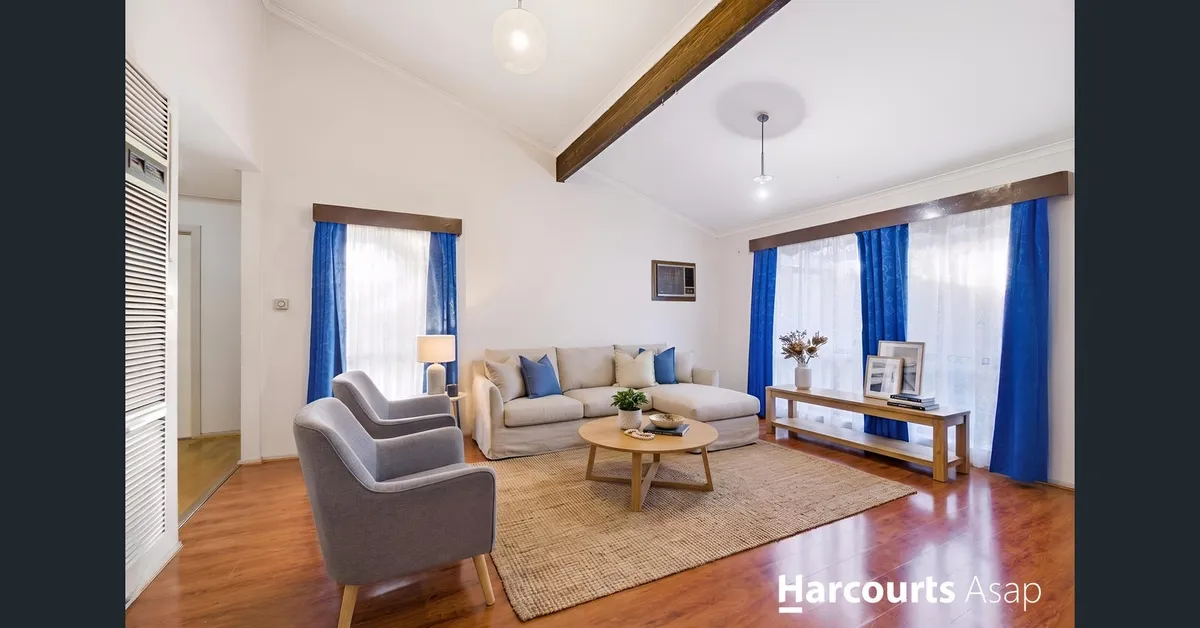 Bright Family Villa in Keysborough with a Friendly Pomeranian - Photo 2