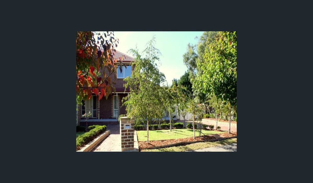 Somerville Mornington Peninsula Home , Friendly Beagle - Photo 2